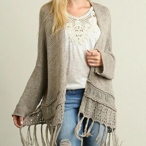Umgee‎ Tan Fringe Boho Chunky Knit Sweater Size Medium